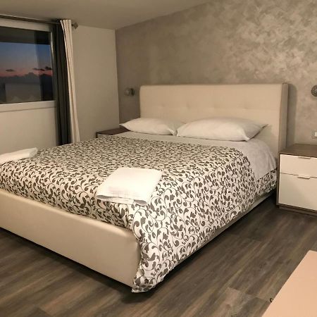 Casa Di Cece Apartment อากริเจนโต ภายนอก รูปภาพ