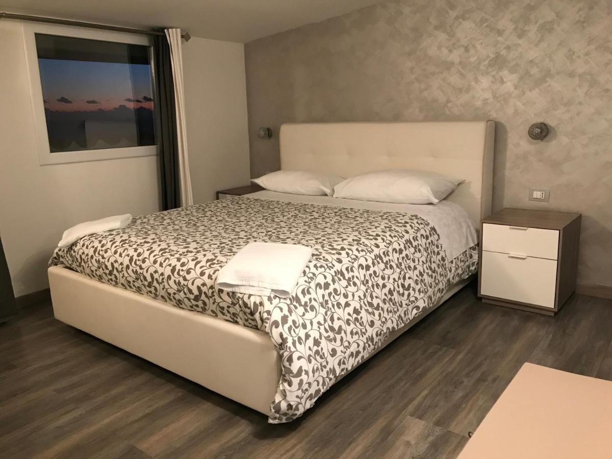 Casa Di Cece Apartment อากริเจนโต ภายนอก รูปภาพ